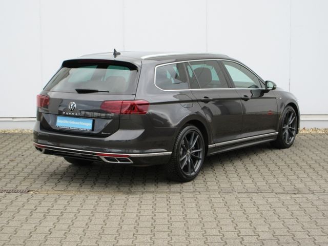 Passat Variant 2.0 TSI 272 PS 4M DSG R-Line PANO