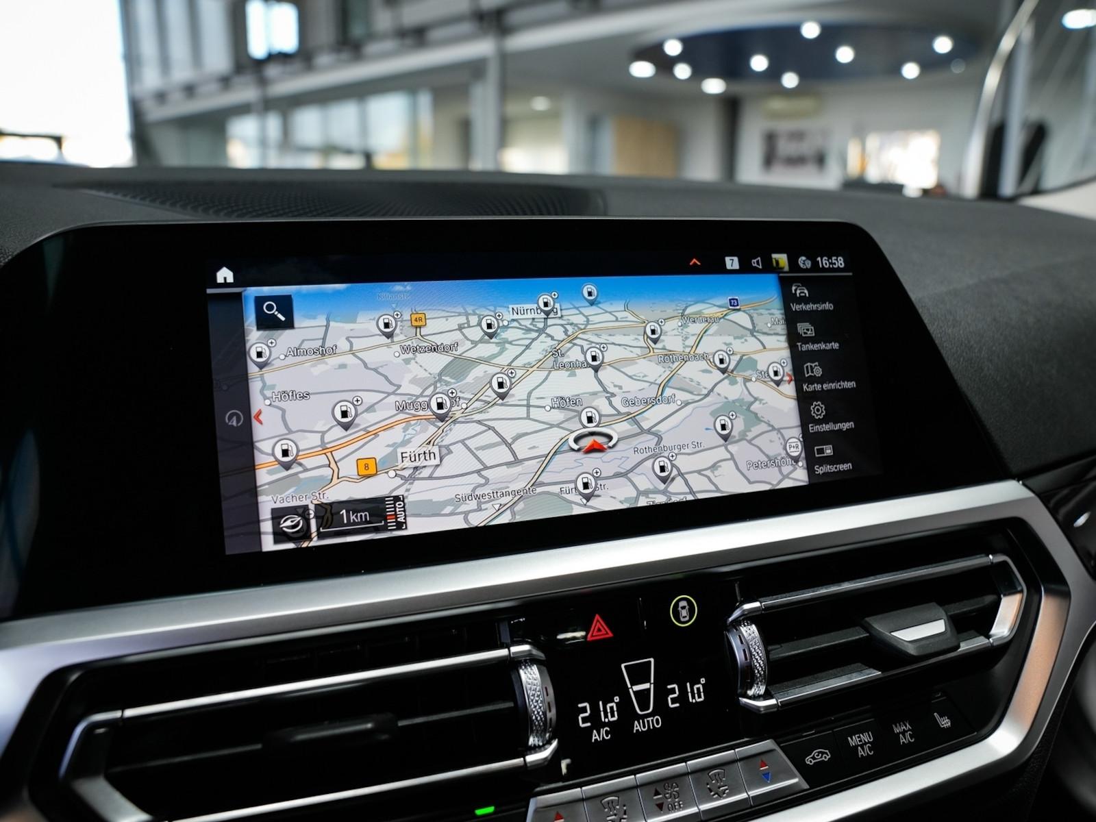 BMW 320d xDrive Touring Sport Line