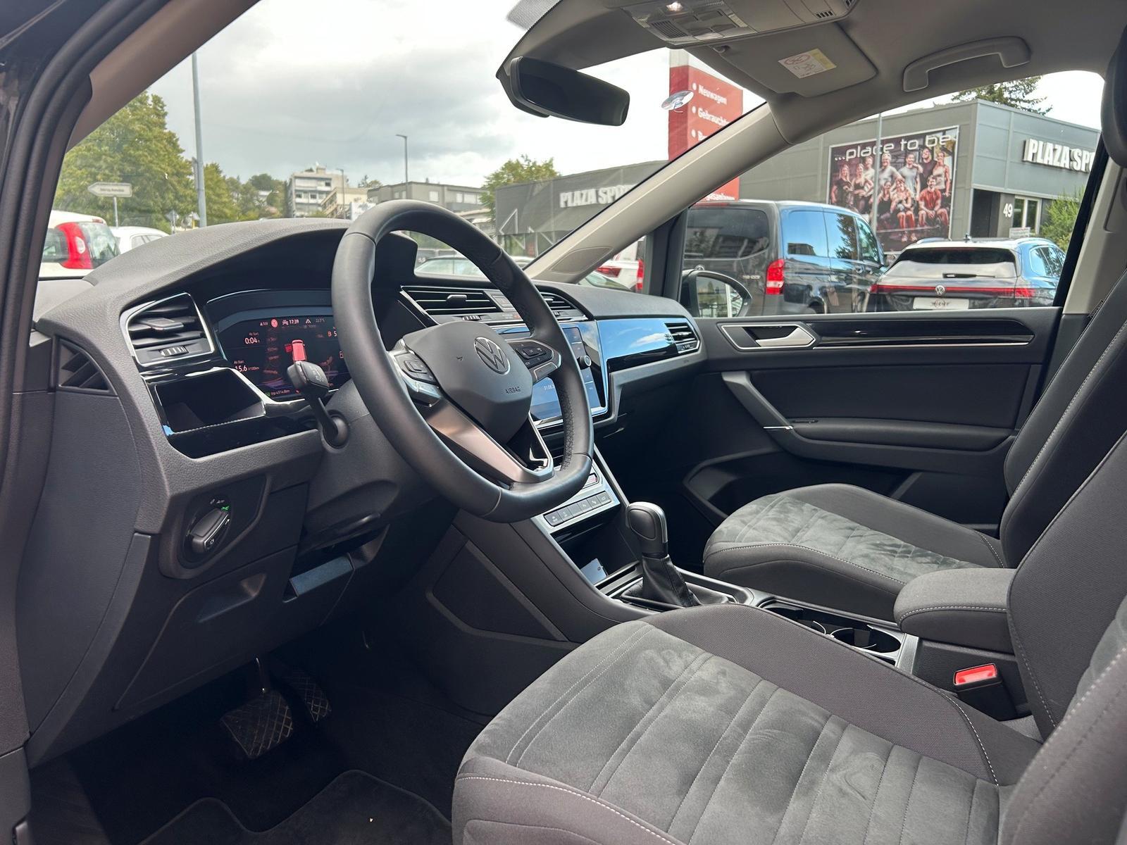Volkswagen Touran 1.5TSI DSG Highline AHK Navi Kamera, миниатюра 6