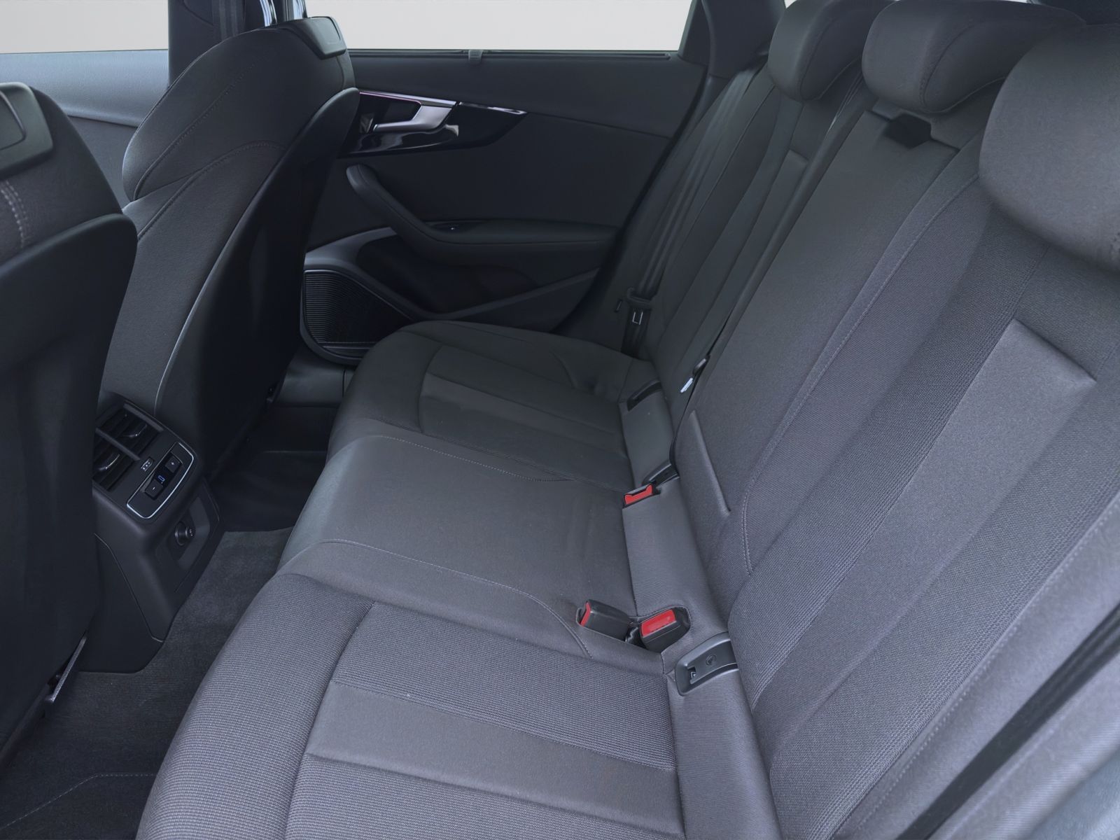 Audi A4 - Bild 16