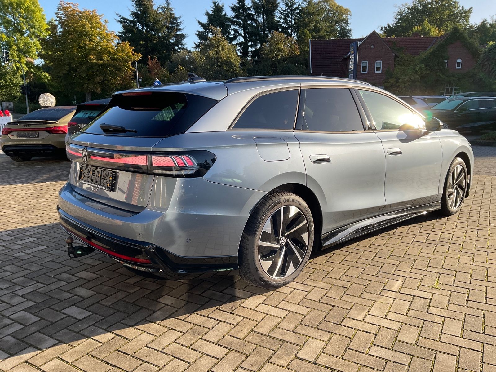 Fahrzeugabbildung Volkswagen ID.7 Pro 82 kWh 210 kW Pro Tourer,AHK,Kamera,IQ