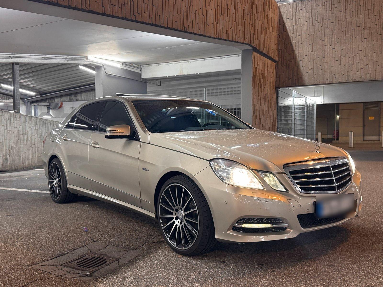 Mercedes-Benz E 200