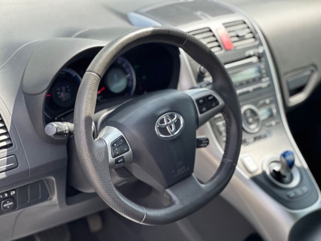 Toyota Auris  Hybrid Executive