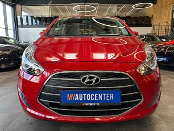 Hyundai ix20*TÜVSERVICE:NEU*SitzLenkradHZ*NAV*TEMPO*PD