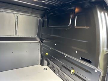 Fahrzeugabbildung Opel Vivaro 2.0 Kasten Edition M*Kamera*Klima*PDC*