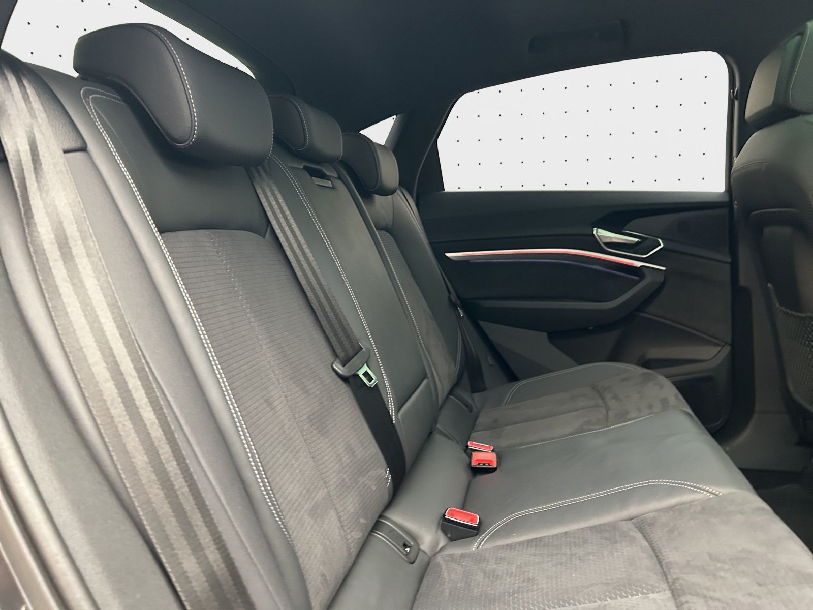 Audi Q8 e-tron - Bild 16