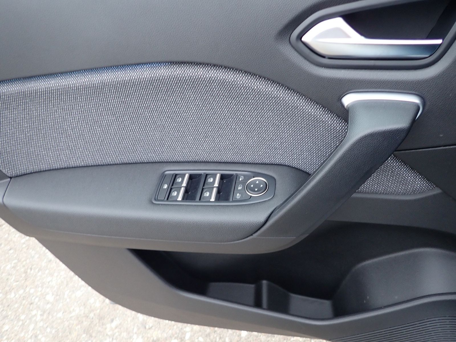 Fahrzeugabbildung Renault Symbioz KISS Full Hybrid E-Tech 160