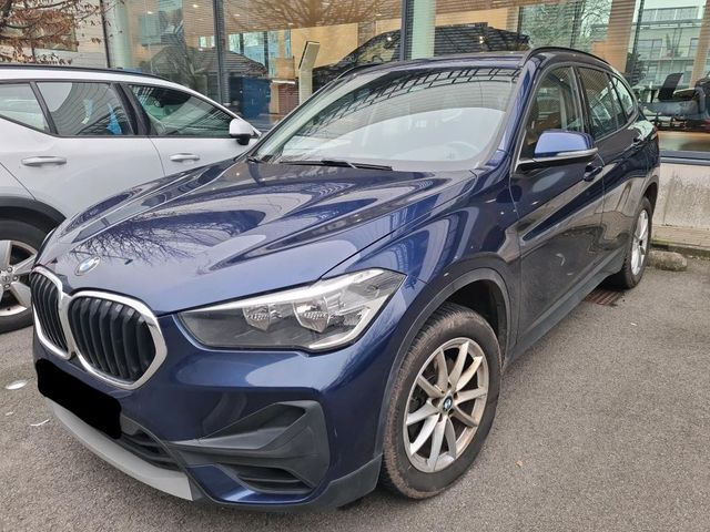 BMW X1 18i SDRIVE * NAVIGATION * ALU * PANORAMADACH