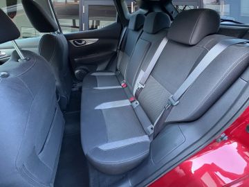 Nissan Qashqai N-Connecta DCT*Pano*Navi*360*RFK*FSH*SHZ