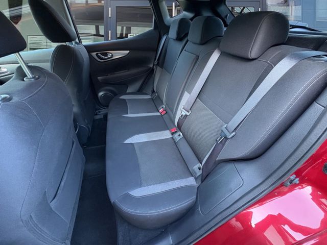 Nissan Qashqai N-Connecta DCT*Pano*Navi*360*RFK*FSH*SHZ