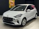 Hyundai i10 Trend*1.Hand*TÜV NEU*PDC*Lenkrad heizbar*SH* - Hyundai i10 Gebrauchtwagen in Köln