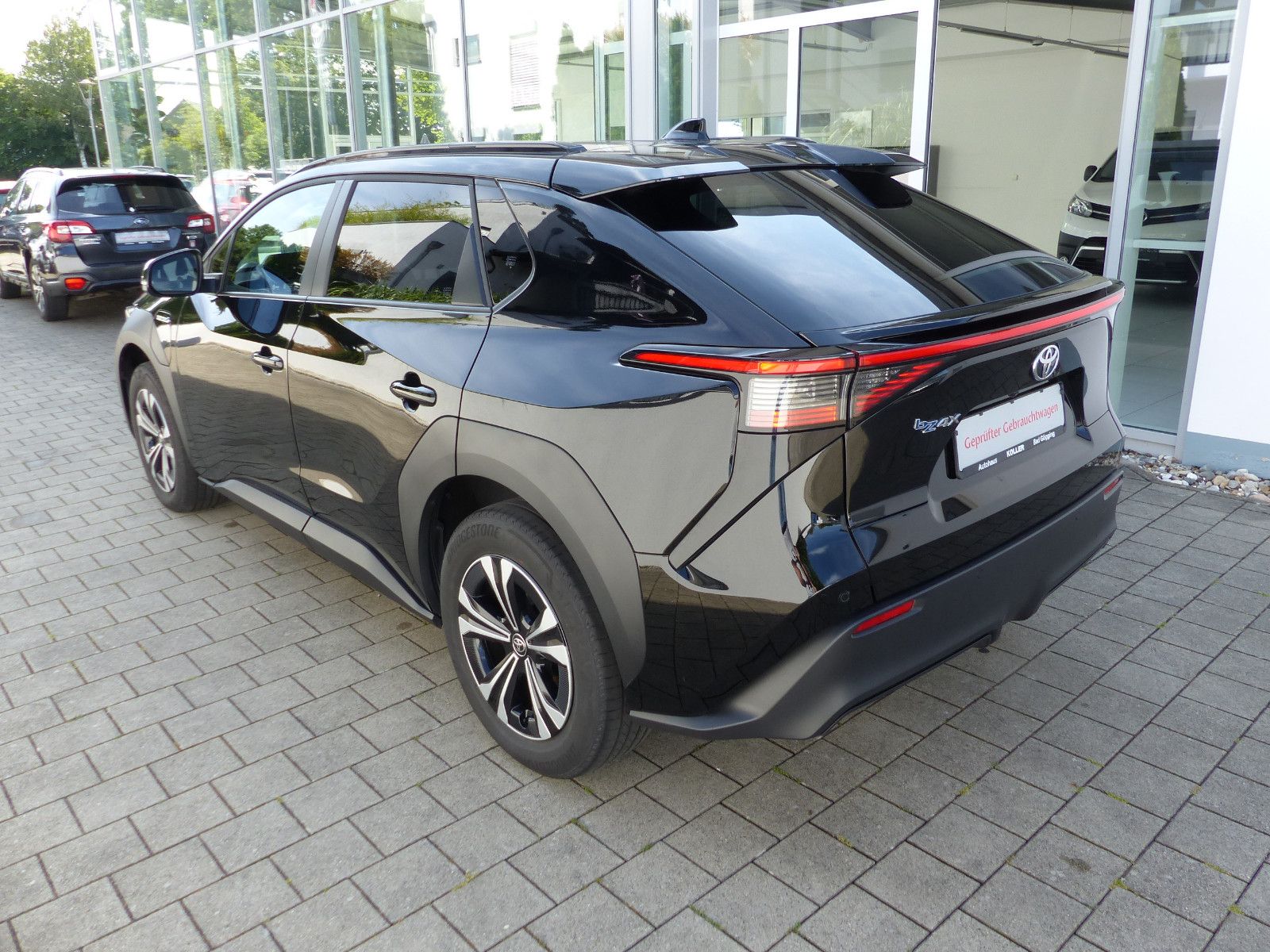 Toyota bZ4X FWD Comfortpaket Navi Kamera CarPlay SHZ foto 2
