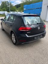 Volkswagen Golf 1.6 TDI Comfortline Navi/SHZ/PDC/ACC  - Volkswagen Golf: Limousine, Comfortline TDI