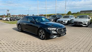 Mercedes E 200 - 3