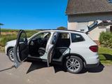 BMW X3 xDrive20d AT - - BMW X3: At