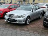 Mercedes-Benz C220CDI BlueEfficiency Avantgarde 2.Hand! S Heft - Mercedes-Benz C 220 mit Diesel-Antrieb: Limousine, Schaltgetriebe