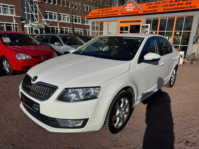 Skoda Octavia 2.0 TDI NAVI/KLIMA/4xel.FH/8xALUFELGEN