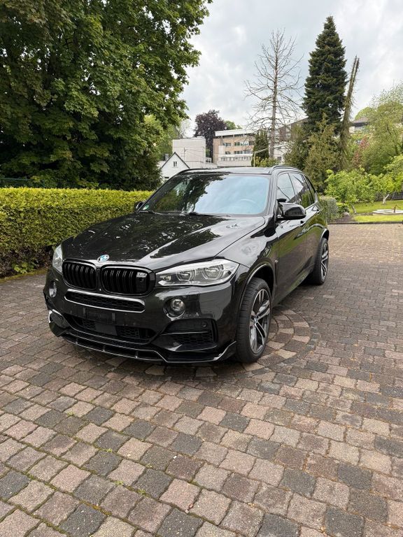 Image of BMW X5 M50
