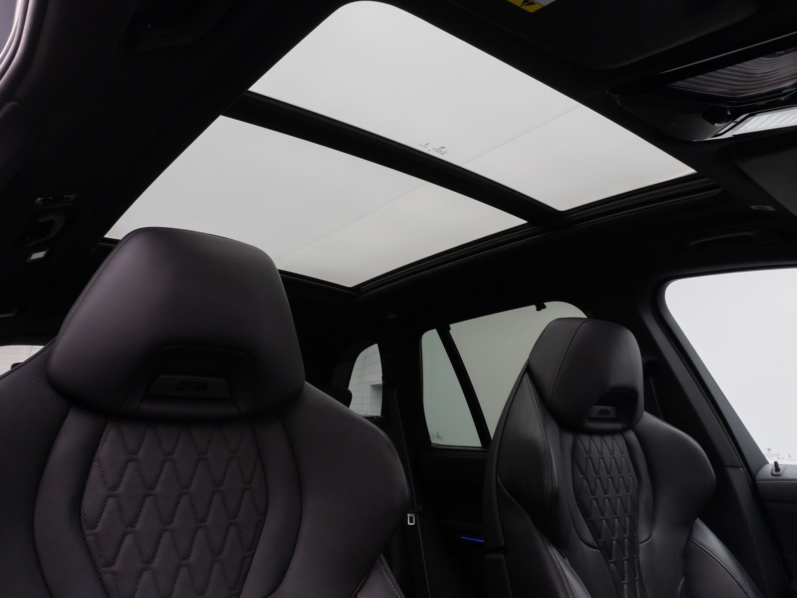 Fahrzeugabbildung BMW X5 xD40d M Sport Pro Pano 360°HUD DAB H/K 21Zoll