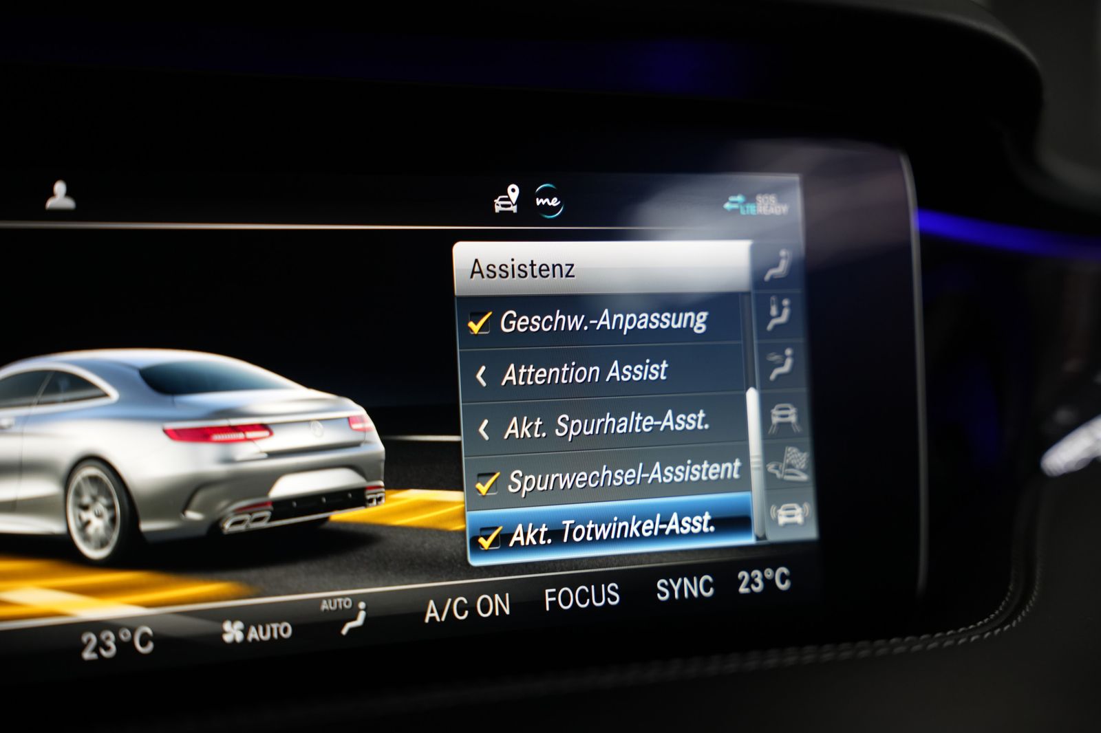 Fahrzeugabbildung Mercedes-Benz S S 63 AMG 4Matic *Pano*Designo*Ambiente*Carbon*