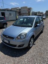 Ford Fiesta 1.4 TDCi 5p. - Ford Fiesta aus 2006 mit Diesel-Antrieb