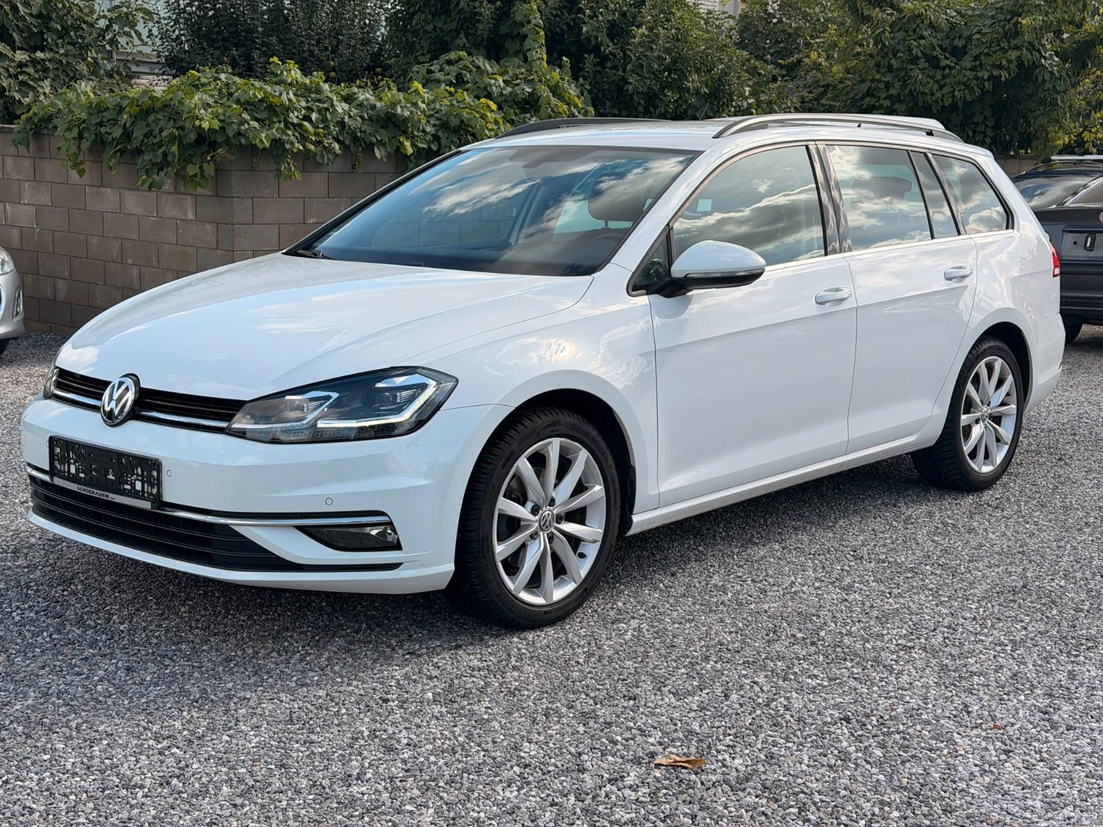 Volkswagen Golf VII Variant Highline Massage+Navi+Tempomat