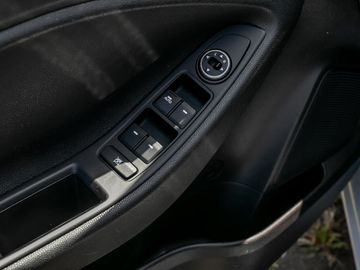 Hyundai i20 YES! Plus Navi Kamera Spurhalteassistent
