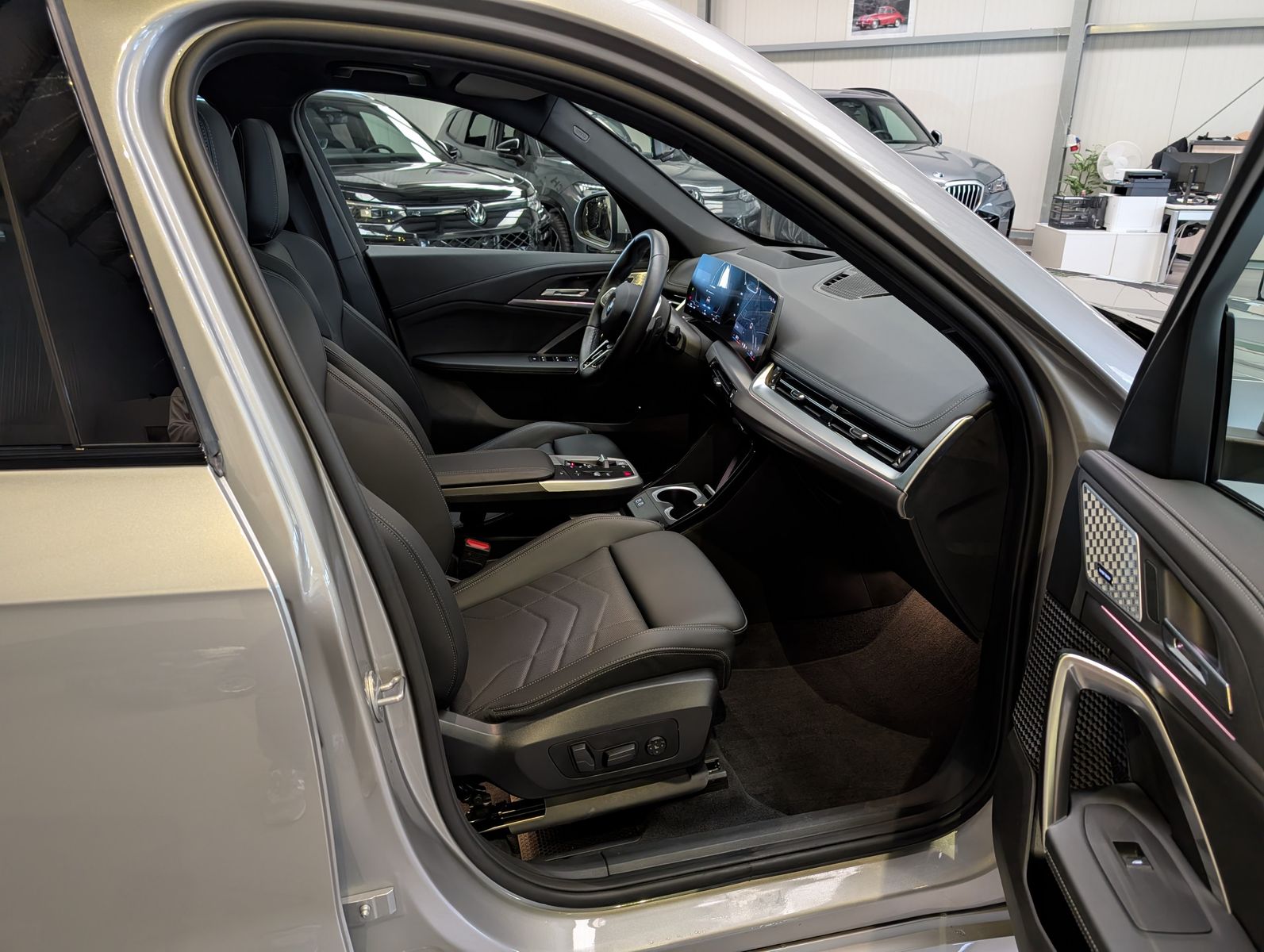 Fahrzeugabbildung BMW X1 23 i xDrive M-Sport H/K Pano Innov AHK Ad-LED