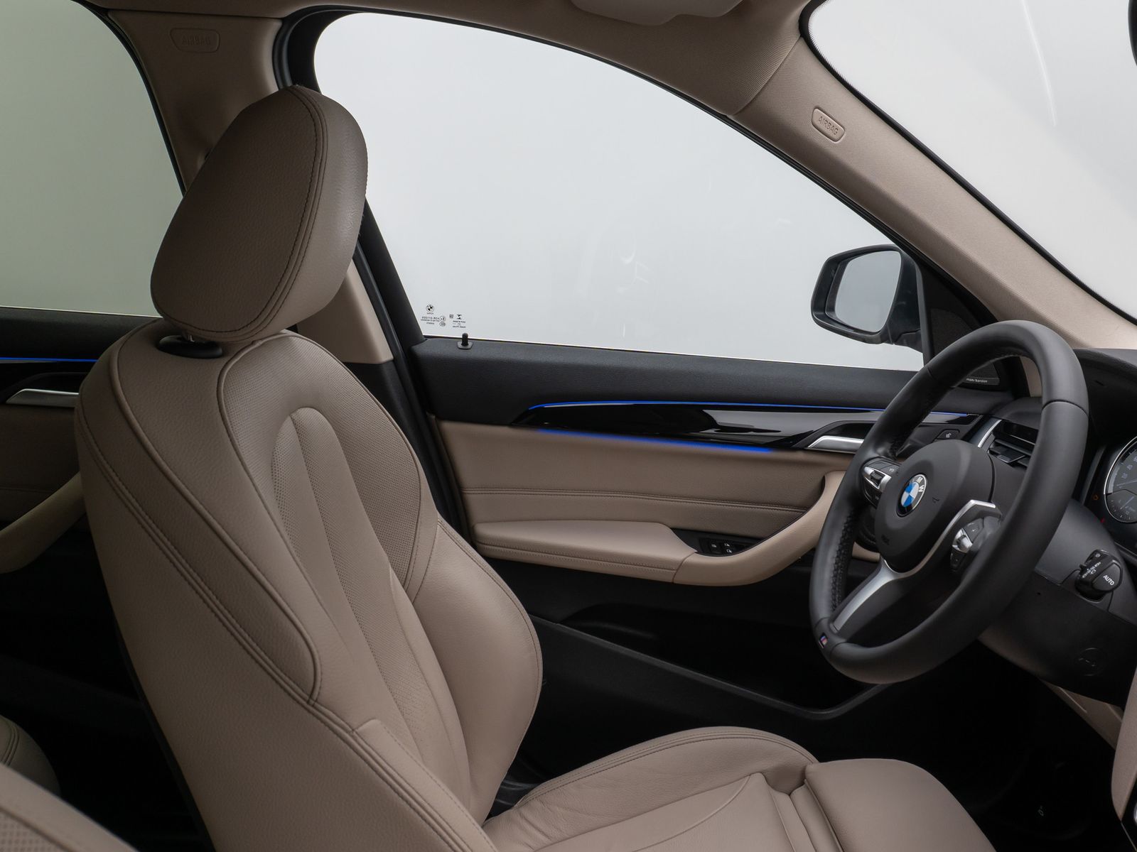 Fahrzeugabbildung BMW X1 xD25d xLine H/K DAB Parkassis AHK Alarm Sport