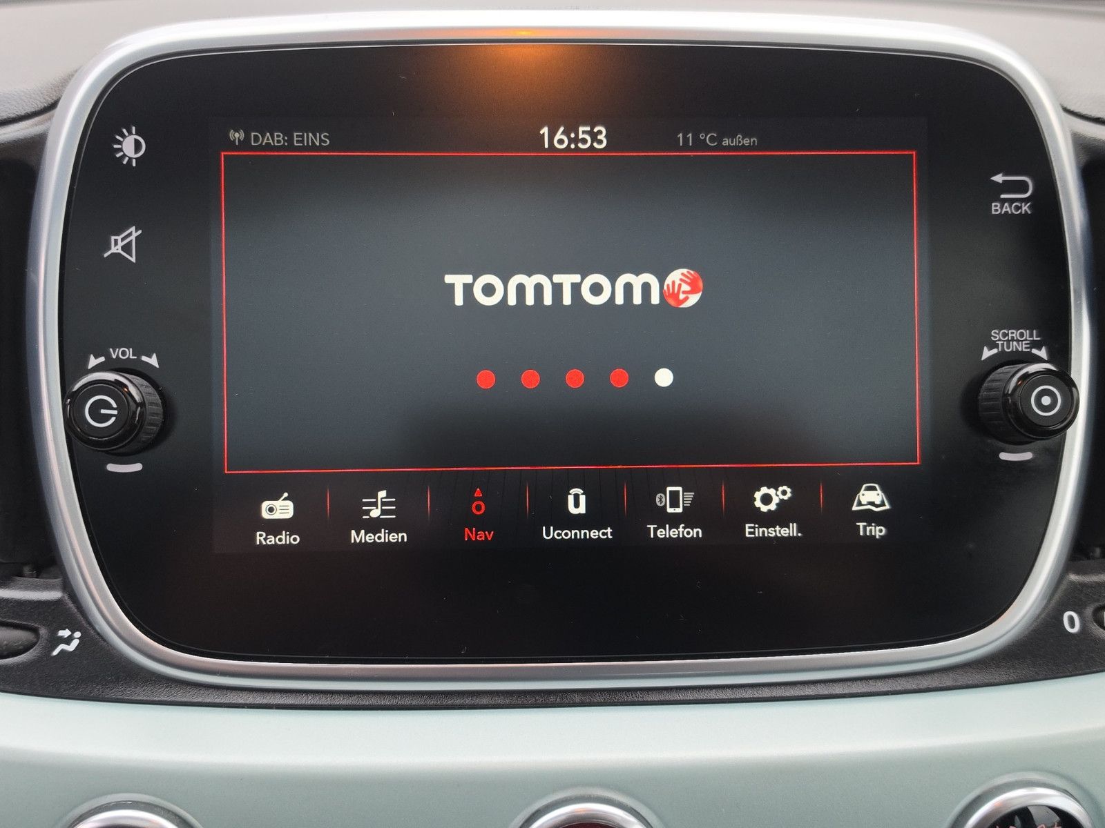 Fahrzeugabbildung Fiat 500 Launch Edition Panorama-Dach  Apple Carplay