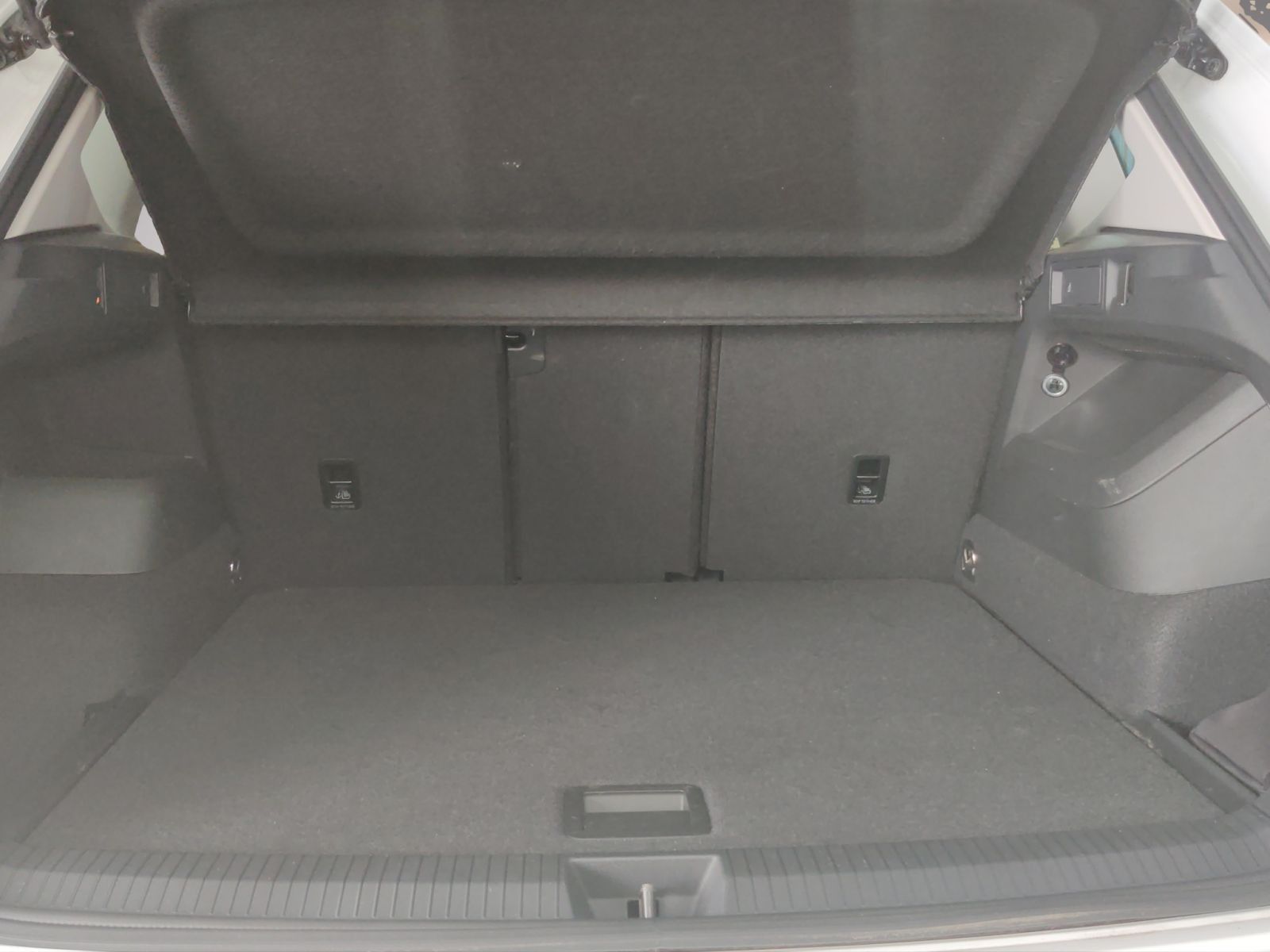 Volkswagen Tiguan - Bild 14