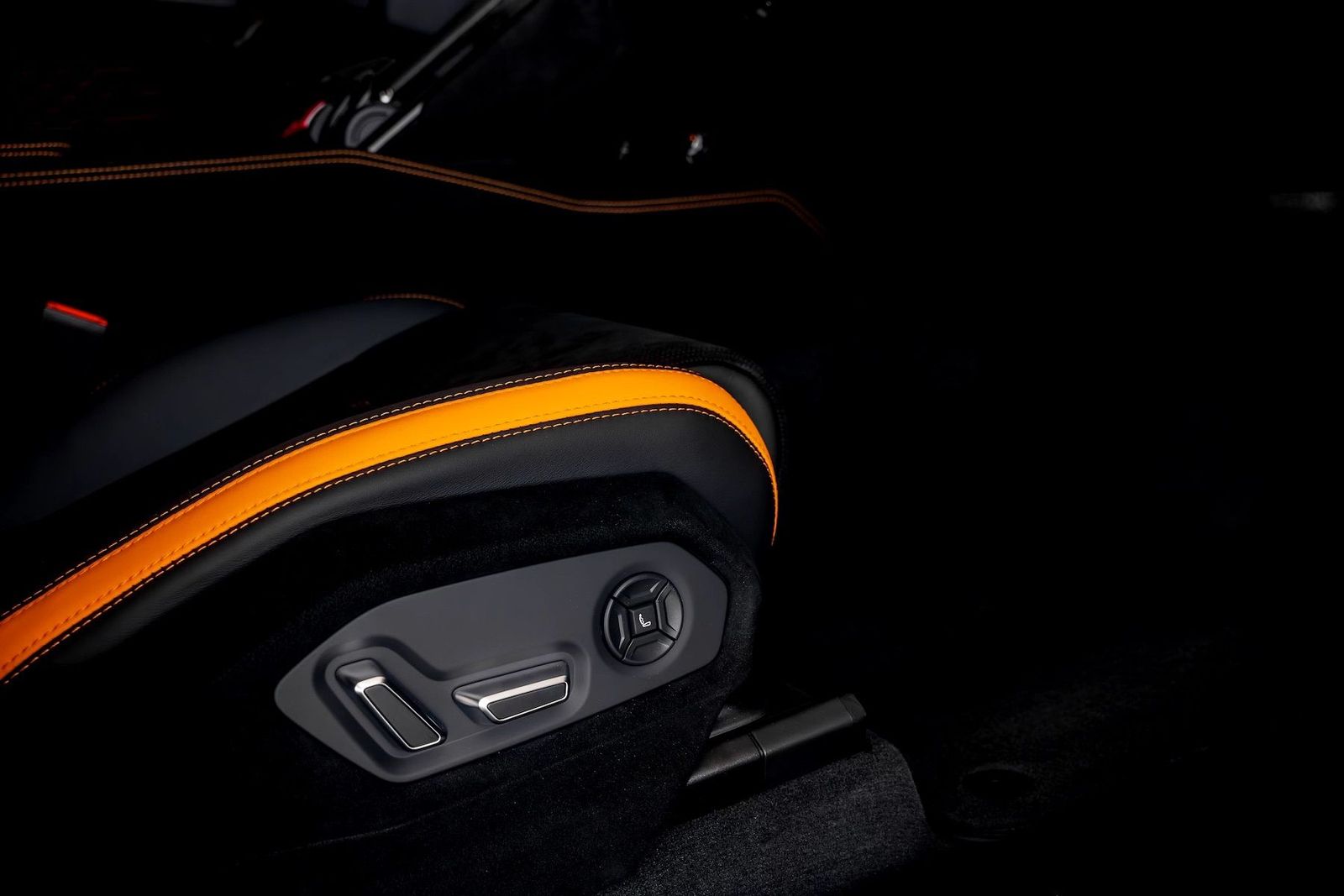 Fahrzeugabbildung Lamborghini Urus PERFORMANTE |ADAS+|B&O|CARBON|AKRAPOVIC|PPF