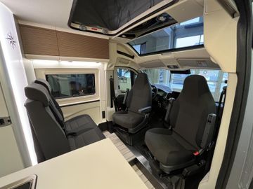 Westfalia Columbus 540 D 180PS 8G Schlafdach Solar SKYVIEW