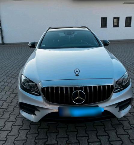 MERCEDES-BENZ Mercedes Benz E350d AMG Look