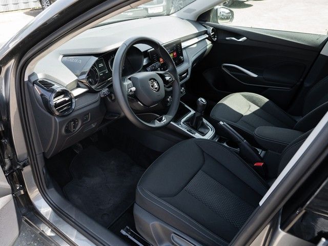 Fabia 1.0 Style AHK+LED+GRA