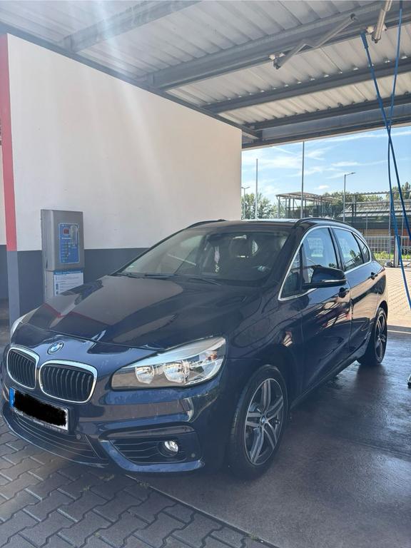 BMW 220