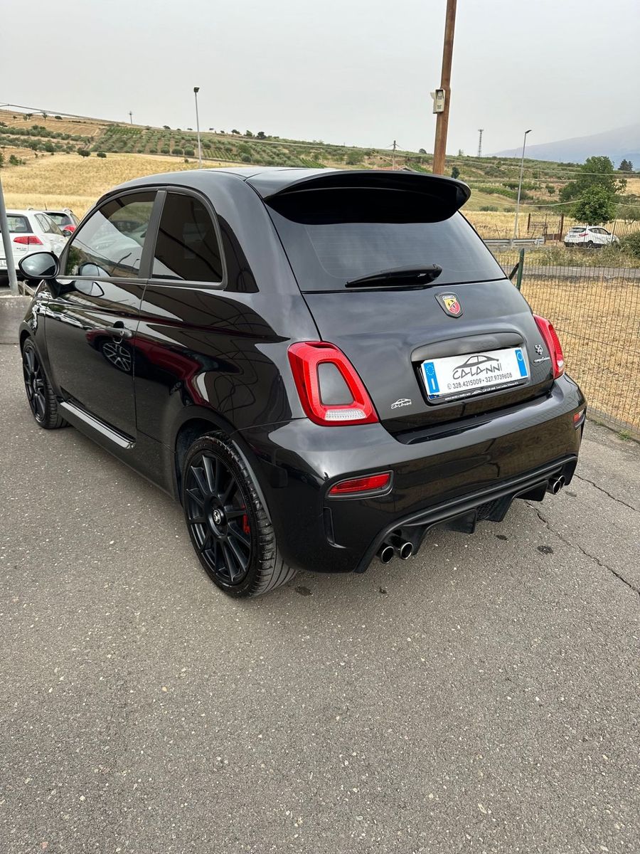 Abarth 595 1.4 Turbo T-Jet 180 CV Competizione imagem 3