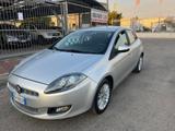 Fiat Bravo 1.6 MJT 120 CV Dynamic Unipro 2010 - silberne Fiat Bravo