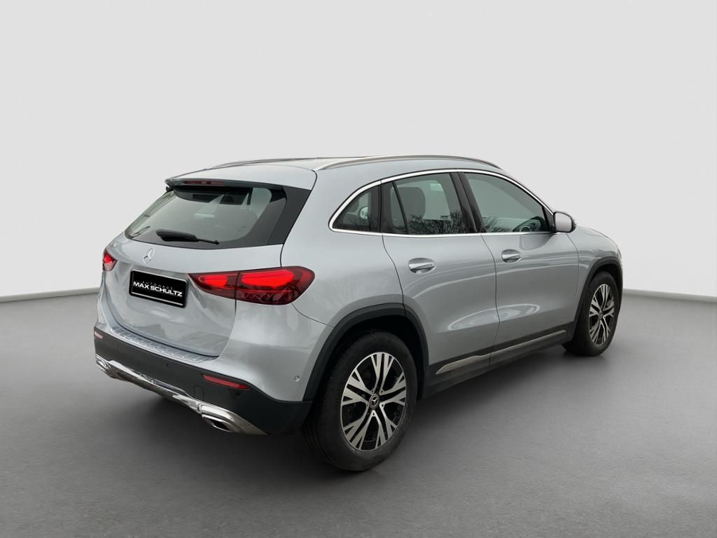 Fahrzeugabbildung Mercedes-Benz GLA 200 el. Heckklappe*LED*Kamera*AHK*PDC