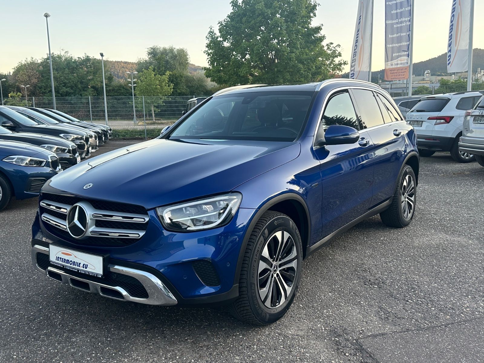 Mercedes-Benz GLC 300e Hybrid 4MATIC LED LEDER PANO AHK CAM***