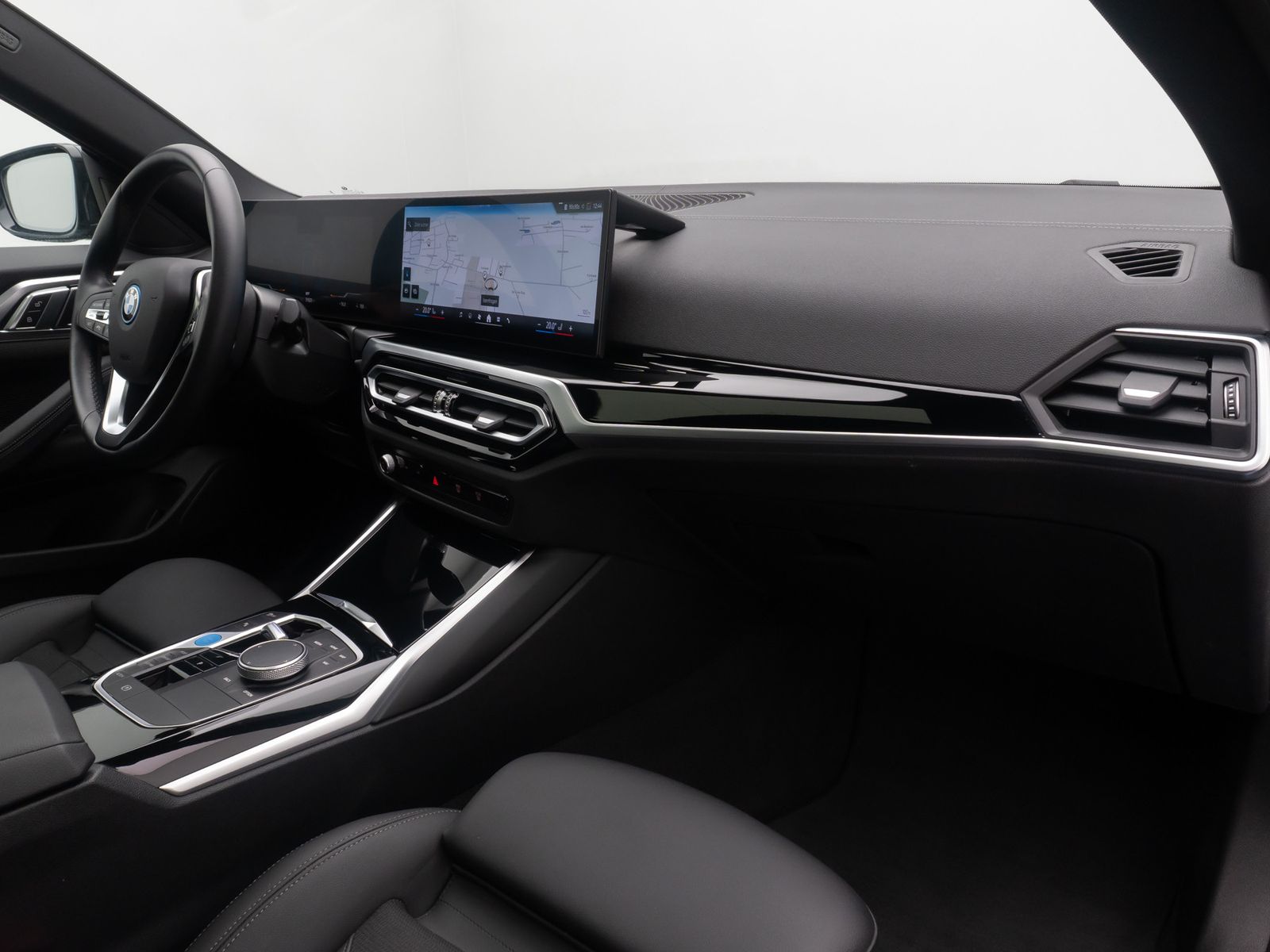 Fahrzeugabbildung BMW i4 eD40 GC Kamera HiFi GeschwindigReg Widscreen