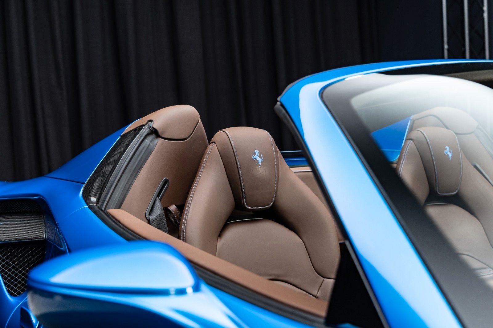 Fahrzeugabbildung Ferrari 488 Spider + Carbon + Daytona + Liftsystem