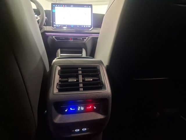 Tiguan 2.0 TDI DSG 4M IQ.LIGHT+NAVI+PANO+HUD+ACC