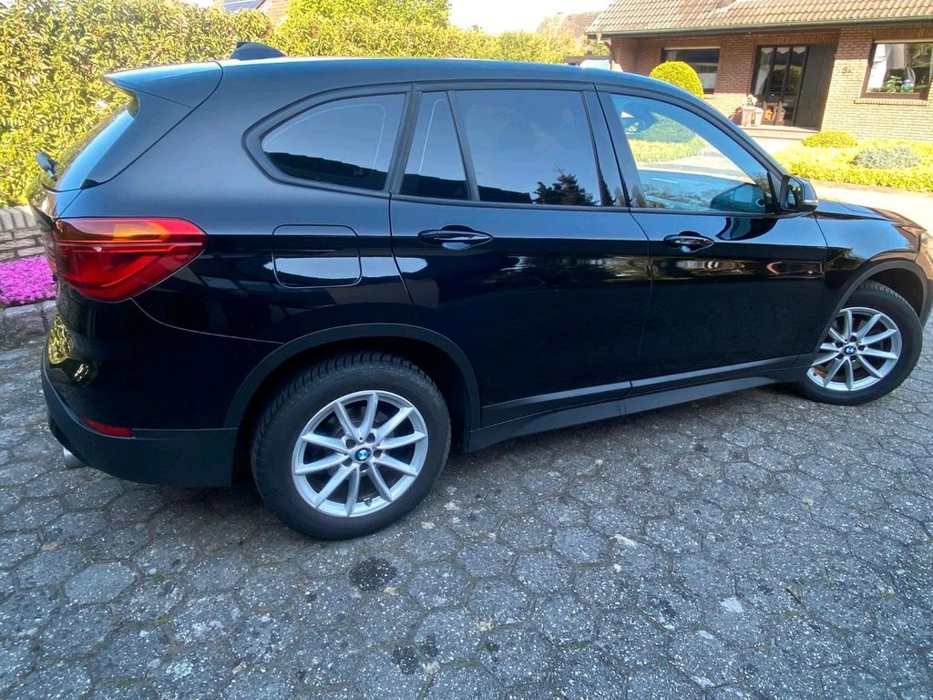 Image of BMW X1