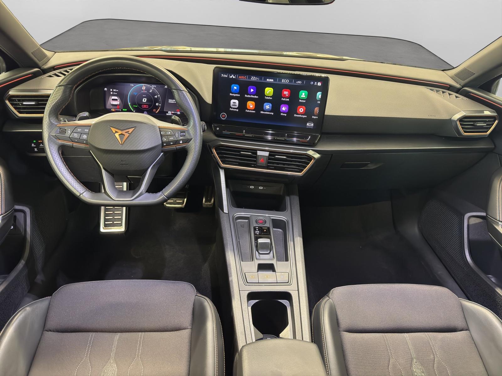 Cupra Leon 1.4 e-Hybrid DSG VZ LED NAVI 19-ALU KEYLESS