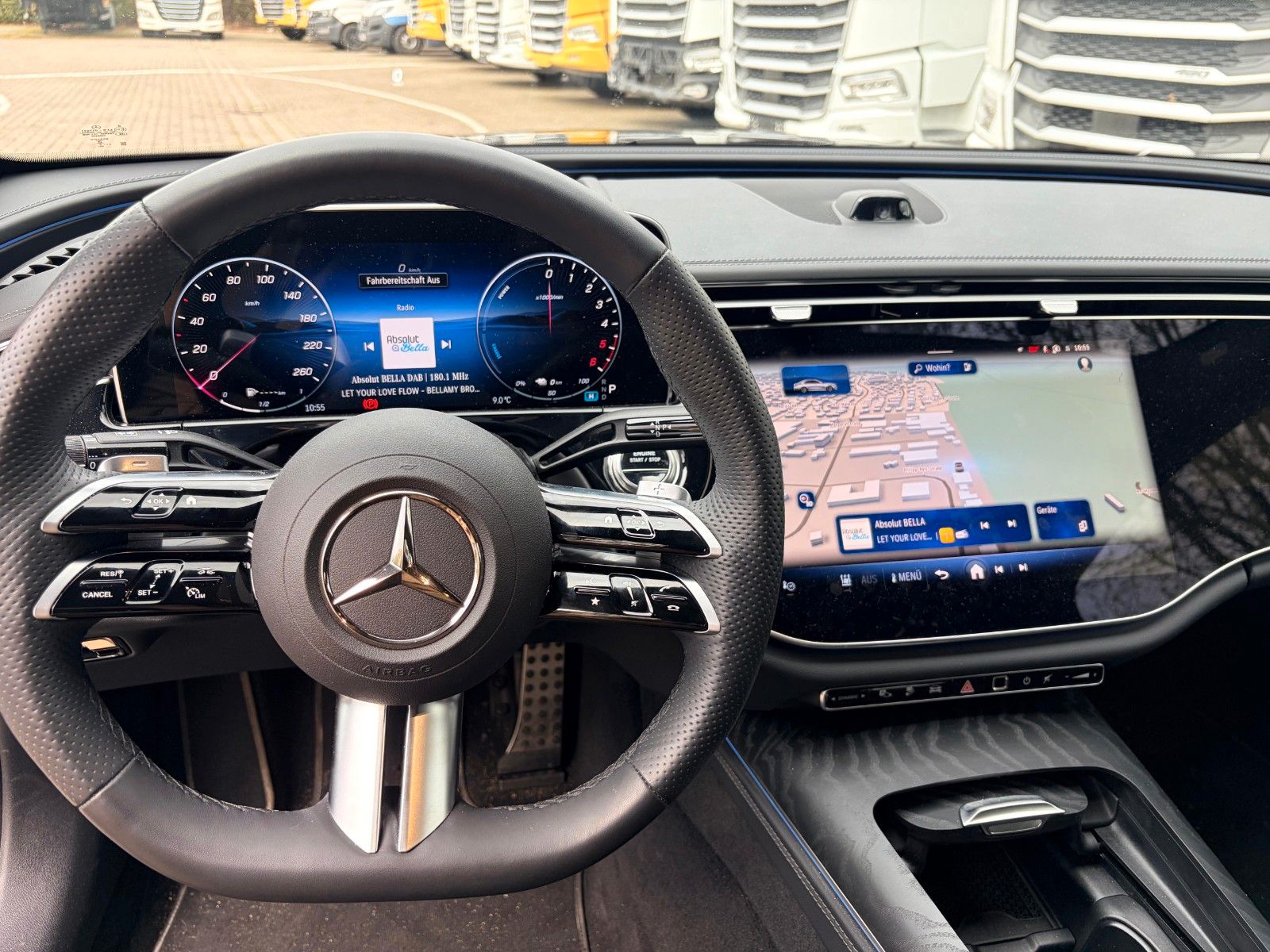 Fahrzeugabbildung Mercedes-Benz Limousine E 300 de 4Matic Edition AMG
