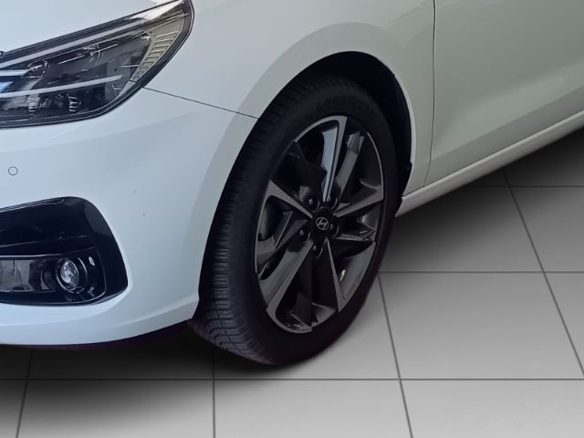 Fahrzeugabbildung Hyundai i30 FL Kombi (MY25) 1.5 T-GDI (140 PS) 48V 7-DCT