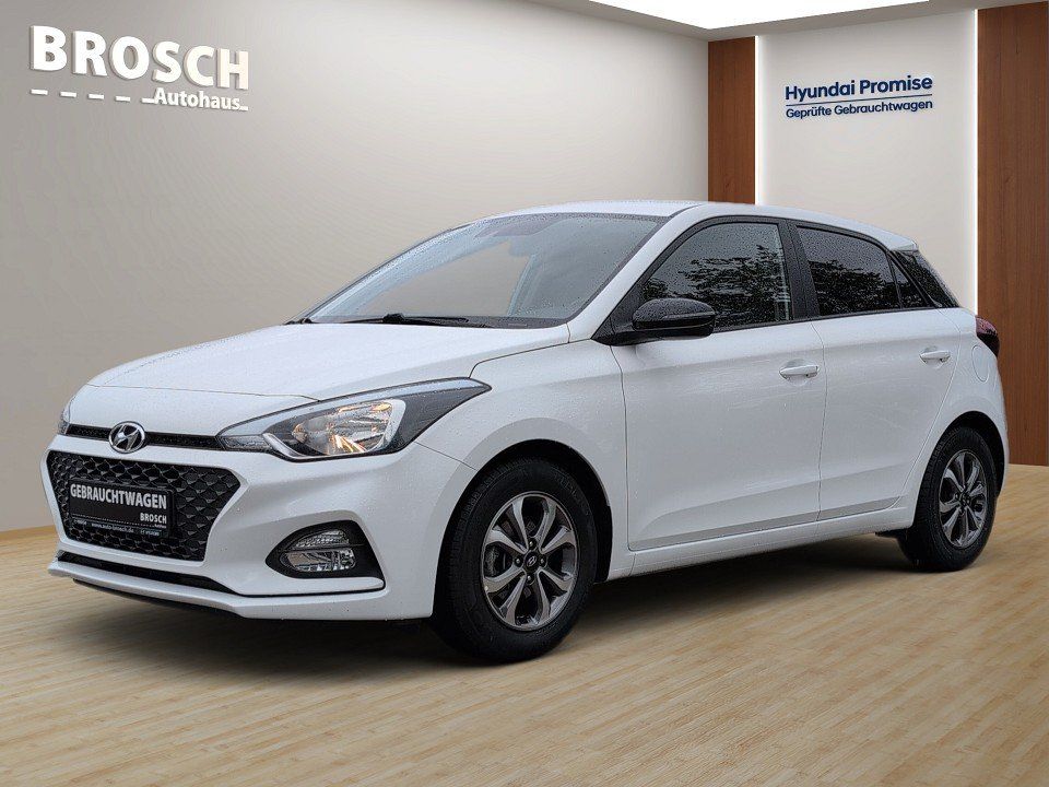 Fahrzeugabbildung Hyundai i20 1.2 YES! GARANTIE KAM+PDC+CARPLAY+KLIMA+SHZ+