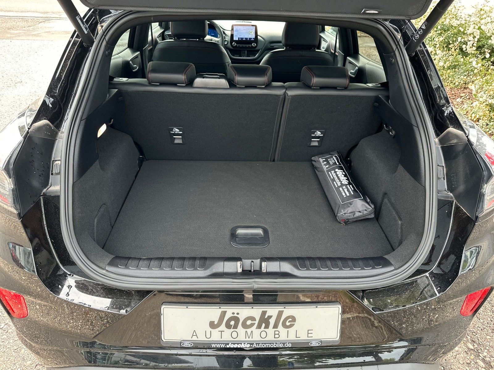 Fahrzeugabbildung Ford Puma Hybrid ST-Line X Assistenz-&Winter-Paket