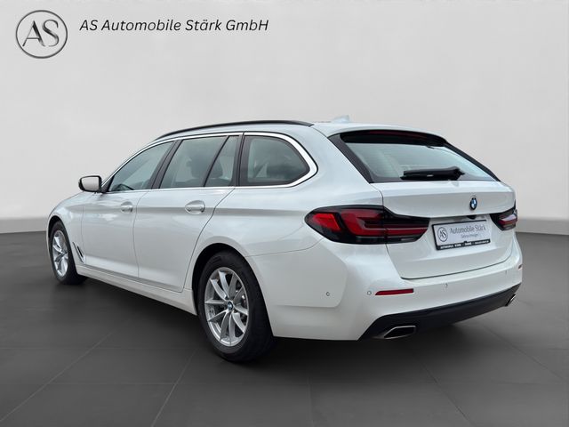 Fahrzeugabbildung BMW 530d Touring xDrive+LED+Kamera+Leder+DAB